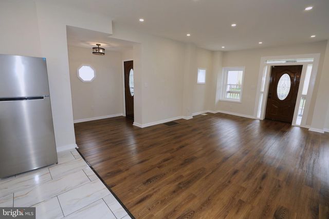 347 PARKWAY AVE, Trenton, NJ 08618