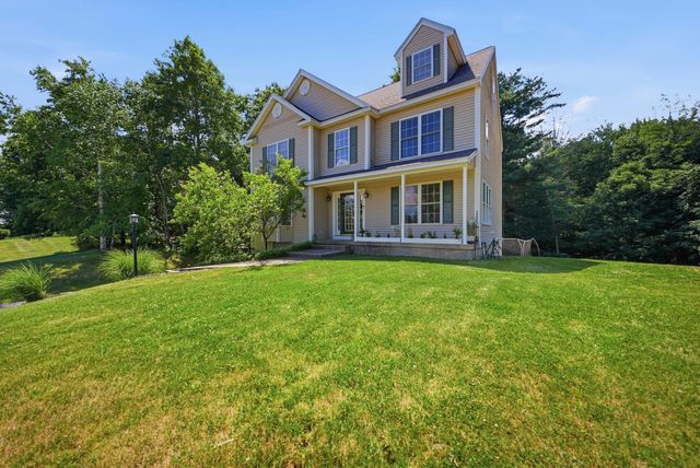 9 Hawk Drive, Salem, NH 03079