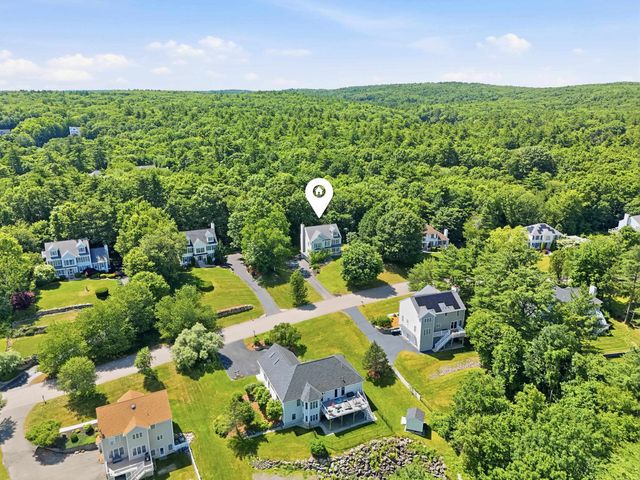 9 Hawk Drive, Salem, NH 03079