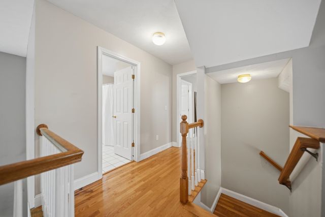 9 Hawk Drive, Salem, NH 03079