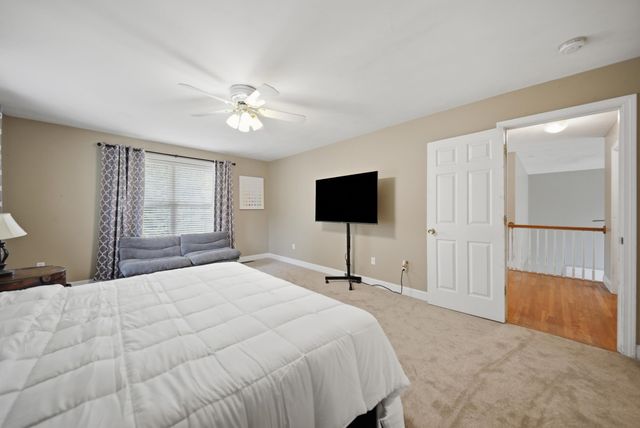9 Hawk Drive, Salem, NH 03079