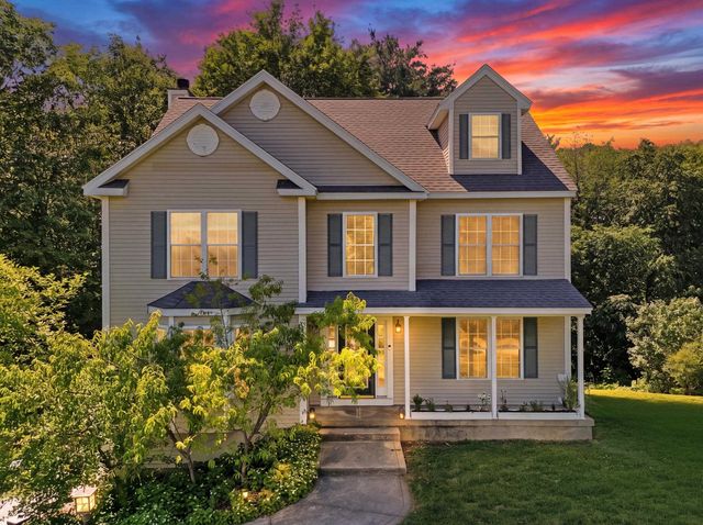 9 Hawk Drive, Salem, NH 03079