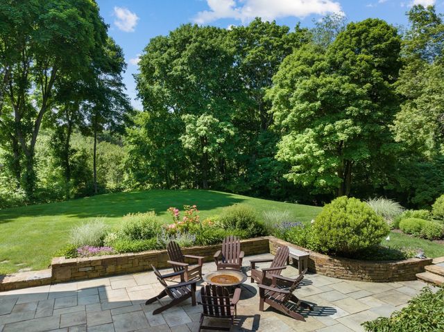 21 Bemis Street, Weston, MA 02493