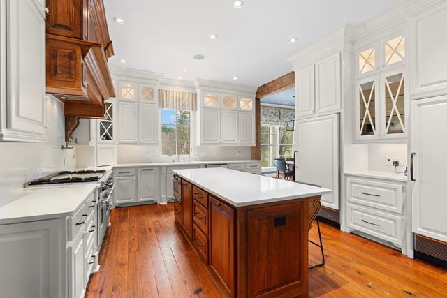 21 Bemis Street, Weston, MA 02493