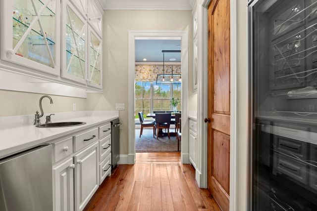 21 Bemis Street, Weston, MA 02493