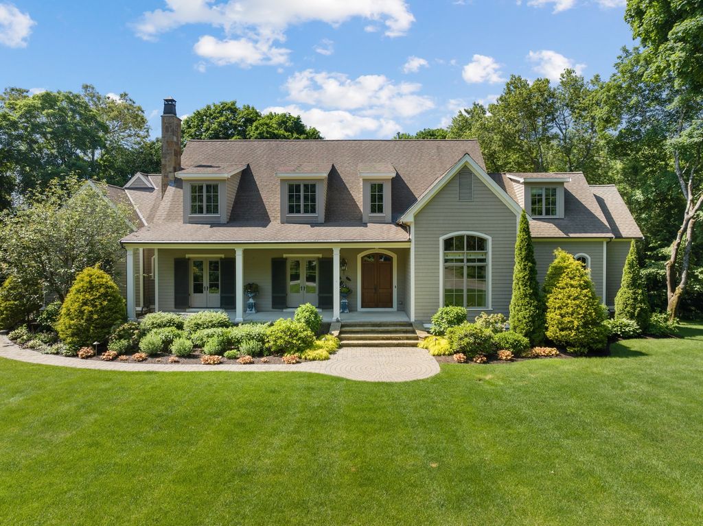 21 Bemis Street, Weston, MA 02493