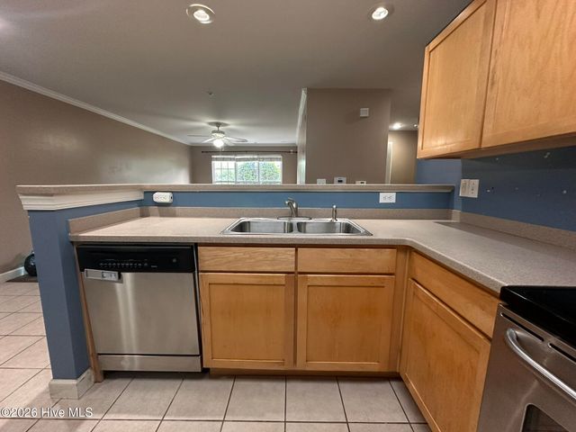 1505 Cadfel Court Unit 106, Wilmington, NC 28412