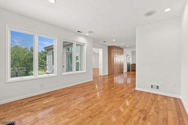 563 Buckingham Dr, Piscataway Twp., NJ 08854