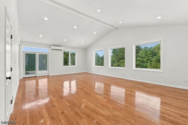 563 Buckingham Dr, Piscataway Twp., NJ 08854