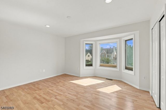563 Buckingham Dr, Piscataway Twp., NJ 08854