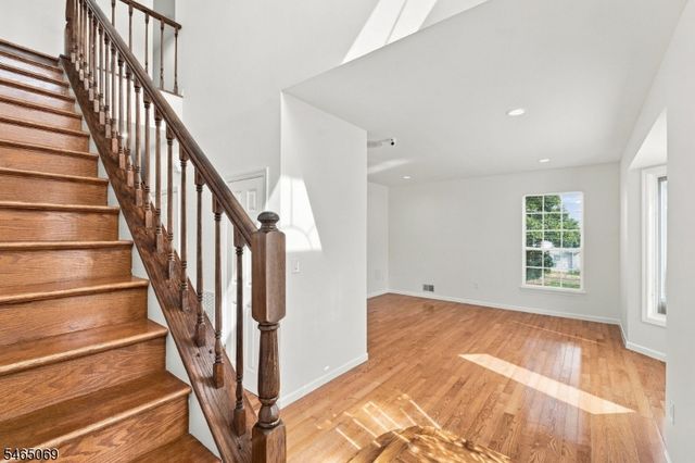 563 Buckingham Dr, Piscataway Twp., NJ 08854