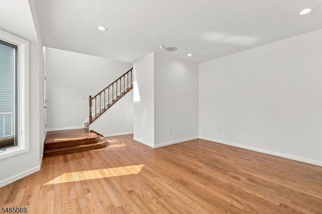563 Buckingham Dr, Piscataway Twp., NJ 08854