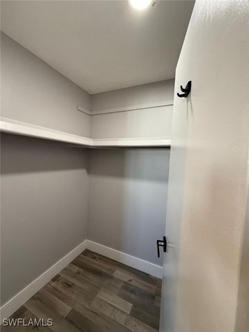 1219 SE 25th TER, Cape Coral, FL 33904