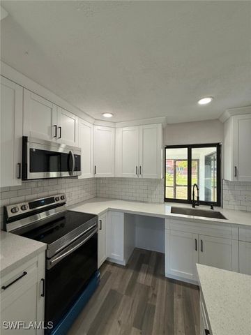 1219 SE 25th TER, Cape Coral, FL 33904