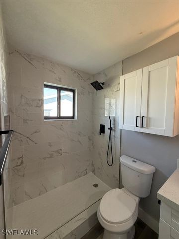 1219 SE 25th TER, Cape Coral, FL 33904