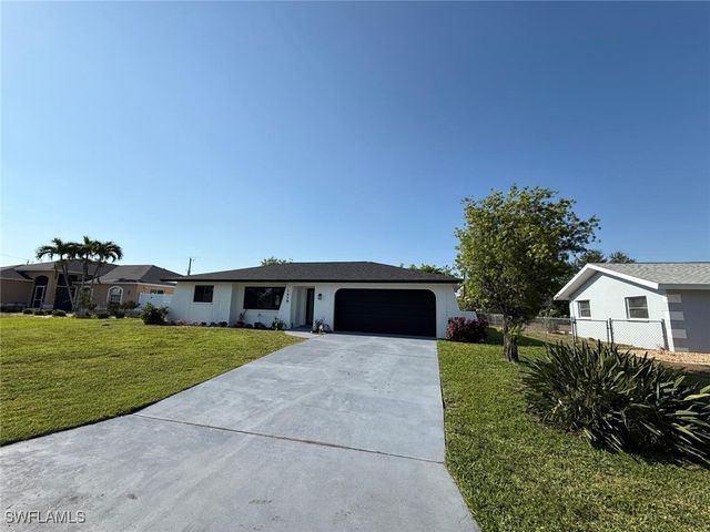 1219 SE 25th TER, Cape Coral, FL 33904