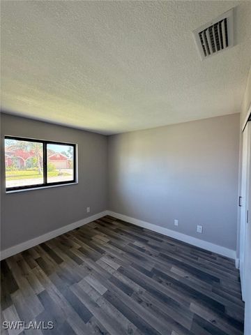 1219 SE 25th TER, Cape Coral, FL 33904