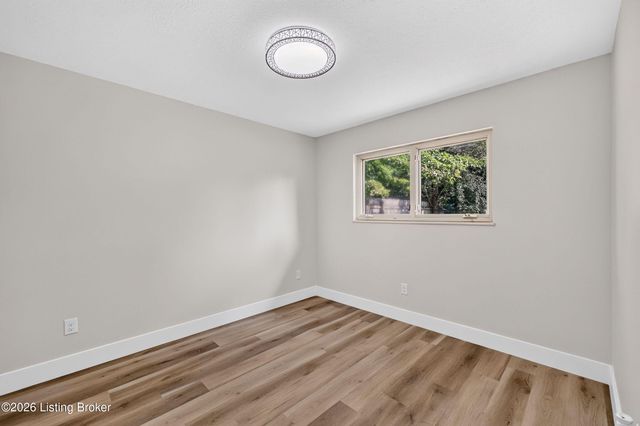 274 Norwood Way, Louisville, KY 40229