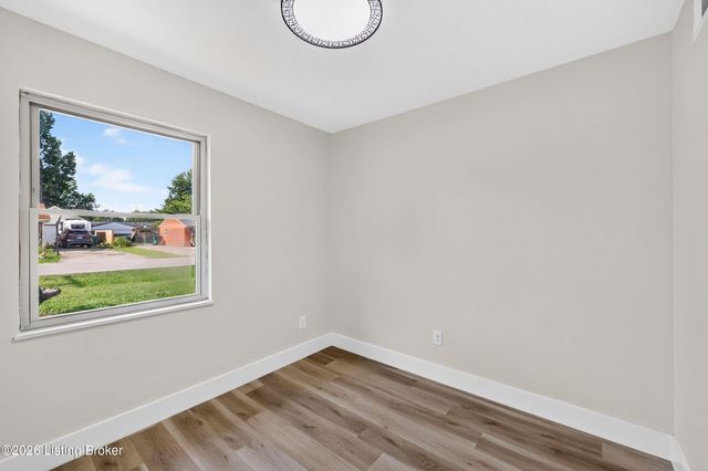 274 Norwood Way, Louisville, KY 40229