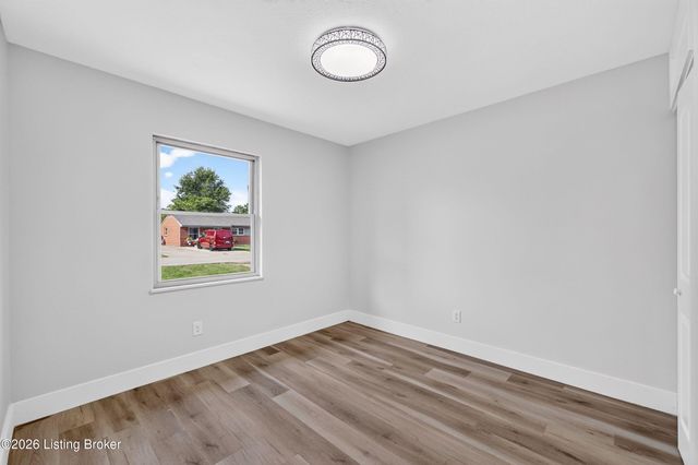 274 Norwood Way, Louisville, KY 40229