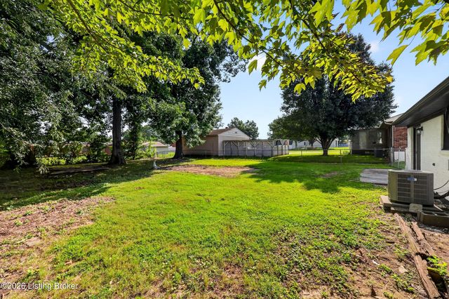 274 Norwood Way, Louisville, KY 40229