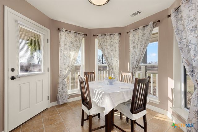 227 Ski Plex Drive, Seguin, TX 78155