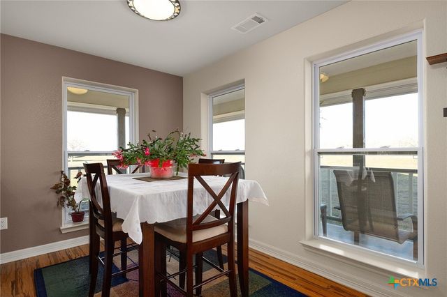 227 Ski Plex Drive, Seguin, TX 78155