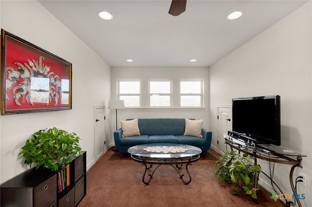 227 Ski Plex Drive, Seguin, TX 78155