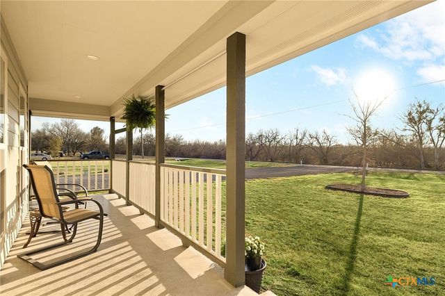 227 Ski Plex Drive, Seguin, TX 78155