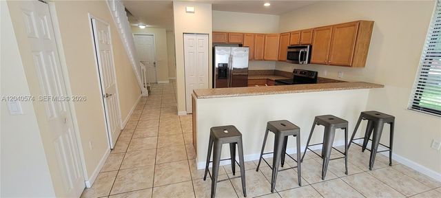 8872 W 35th Court, Hialeah, FL 33018