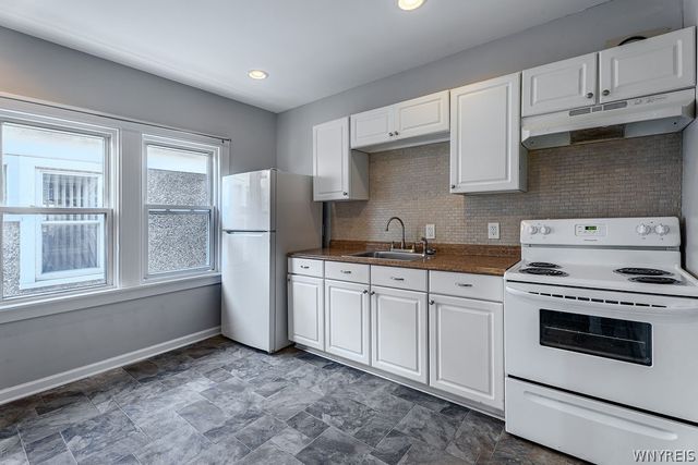 16 North Park Avenue, Buffalo, NY 14216