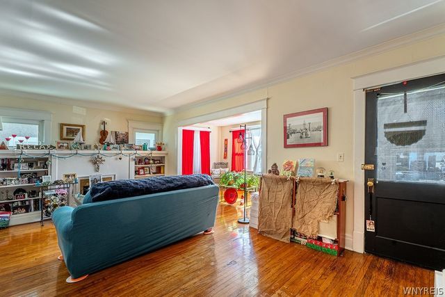 16 North Park Avenue, Buffalo, NY 14216