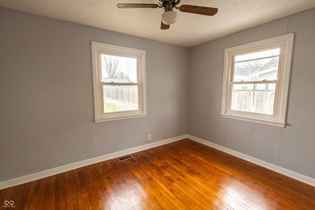 844 W Frank Street, Mitchell, IN 47446