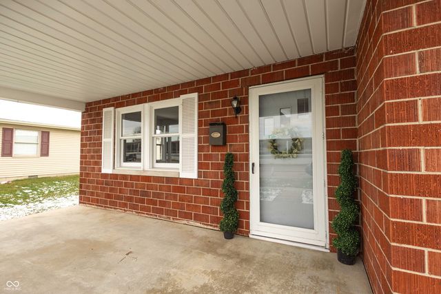 844 W Frank Street, Mitchell, IN 47446