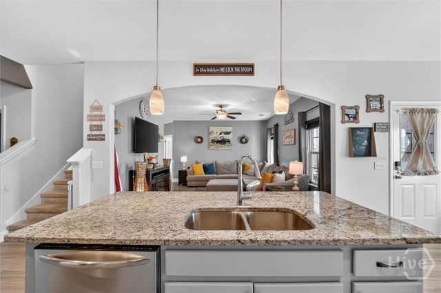 119 Guana Lane, Bloomingdale, GA 31302