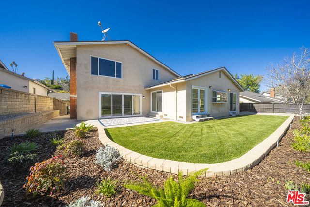 24086 Avenida Crescenta, Valencia, CA 91355