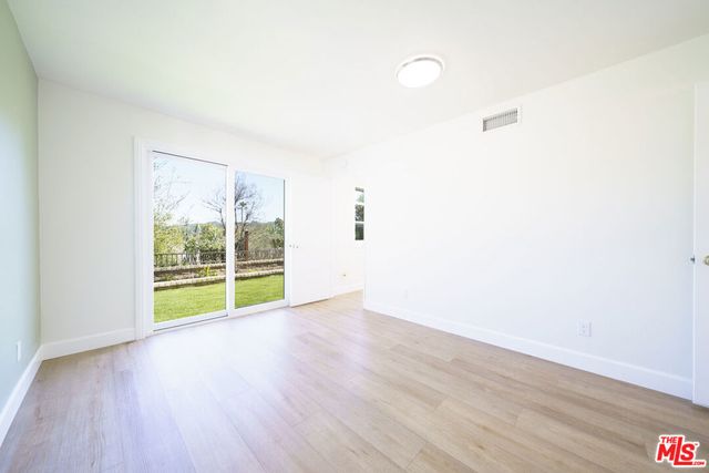 24086 Avenida Crescenta, Valencia, CA 91355