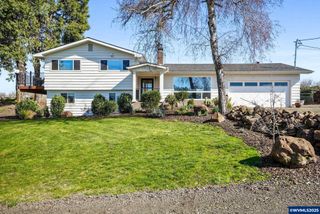 10495 Sunnyview Rd NE, Salem, OR 97317