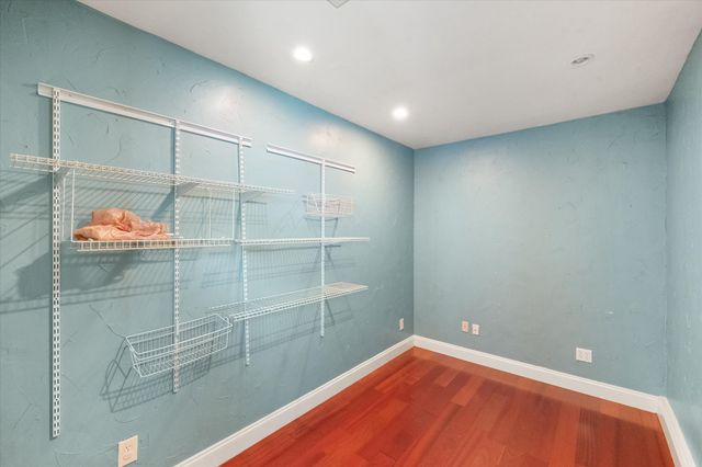4209 Worth Forest Drive, Arlington, TX 76016