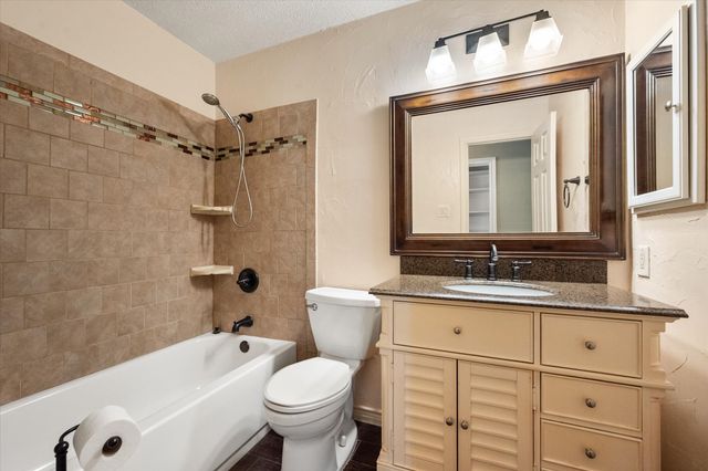 4209 Worth Forest Drive, Arlington, TX 76016