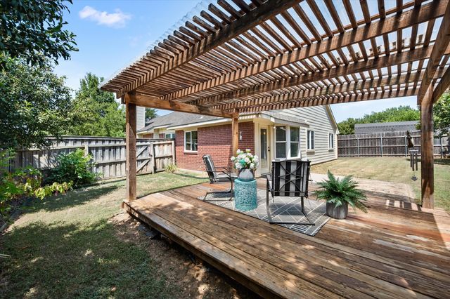 4209 Worth Forest Drive, Arlington, TX 76016