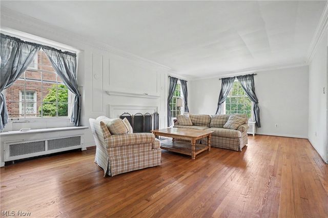 3396 Dorchester Road, Shaker Heights, OH 44120