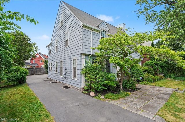 3396 Dorchester Road, Shaker Heights, OH 44120