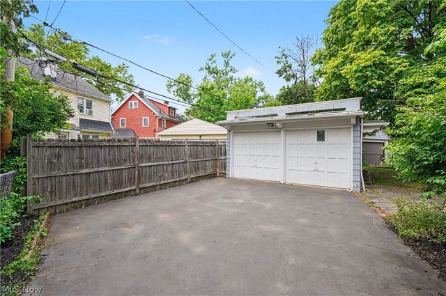 3396 Dorchester Road, Shaker Heights, OH 44120