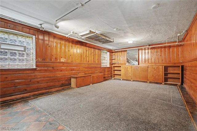 3396 Dorchester Road, Shaker Heights, OH 44120