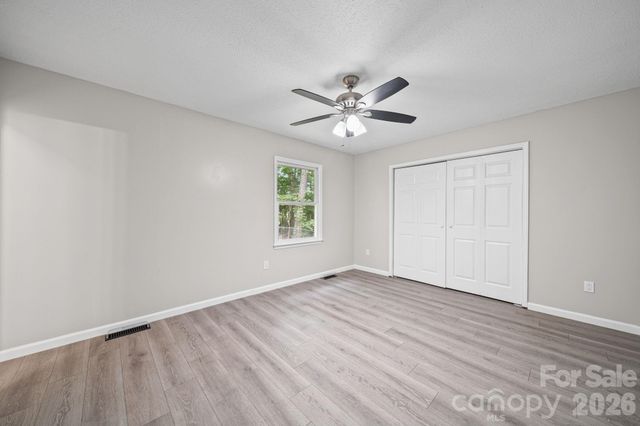 5719 Lewis Road, Gastonia, NC 28052