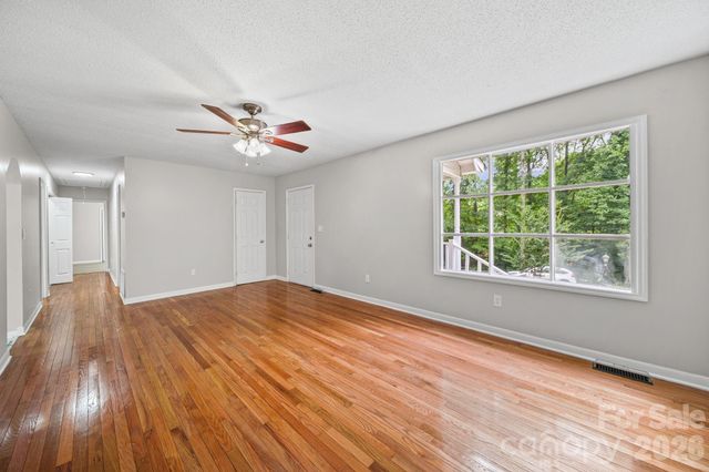 5719 Lewis Road, Gastonia, NC 28052