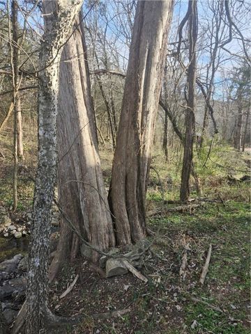 2128 County Road 329, Eureka Springs, AR 72632