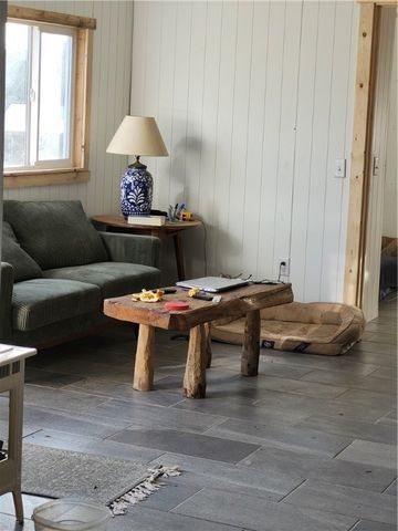 2128 County Road 329, Eureka Springs, AR 72632