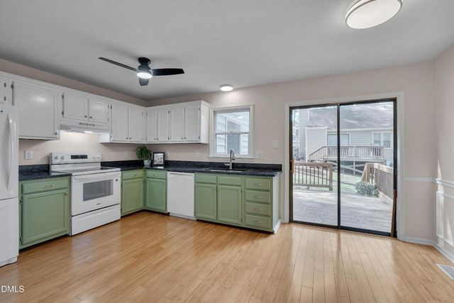 6528 Hearthstone Drive E, Raleigh, NC 27615